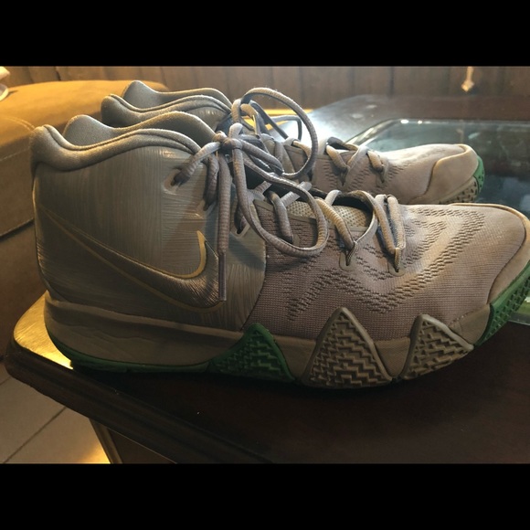 Nike Kyrie 4 “City Guardians” - Picture 3 of 5
